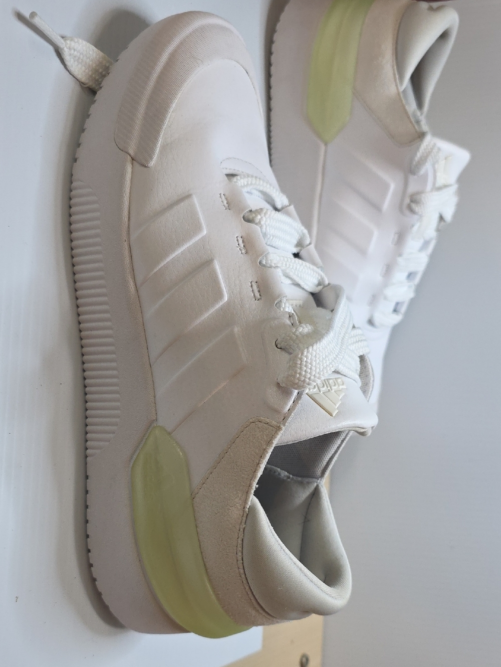 adidas COURT FUNK WOMENS White/ chatreuse Low-Top Leather Sneakers Size 10w - Picture 3 of 9